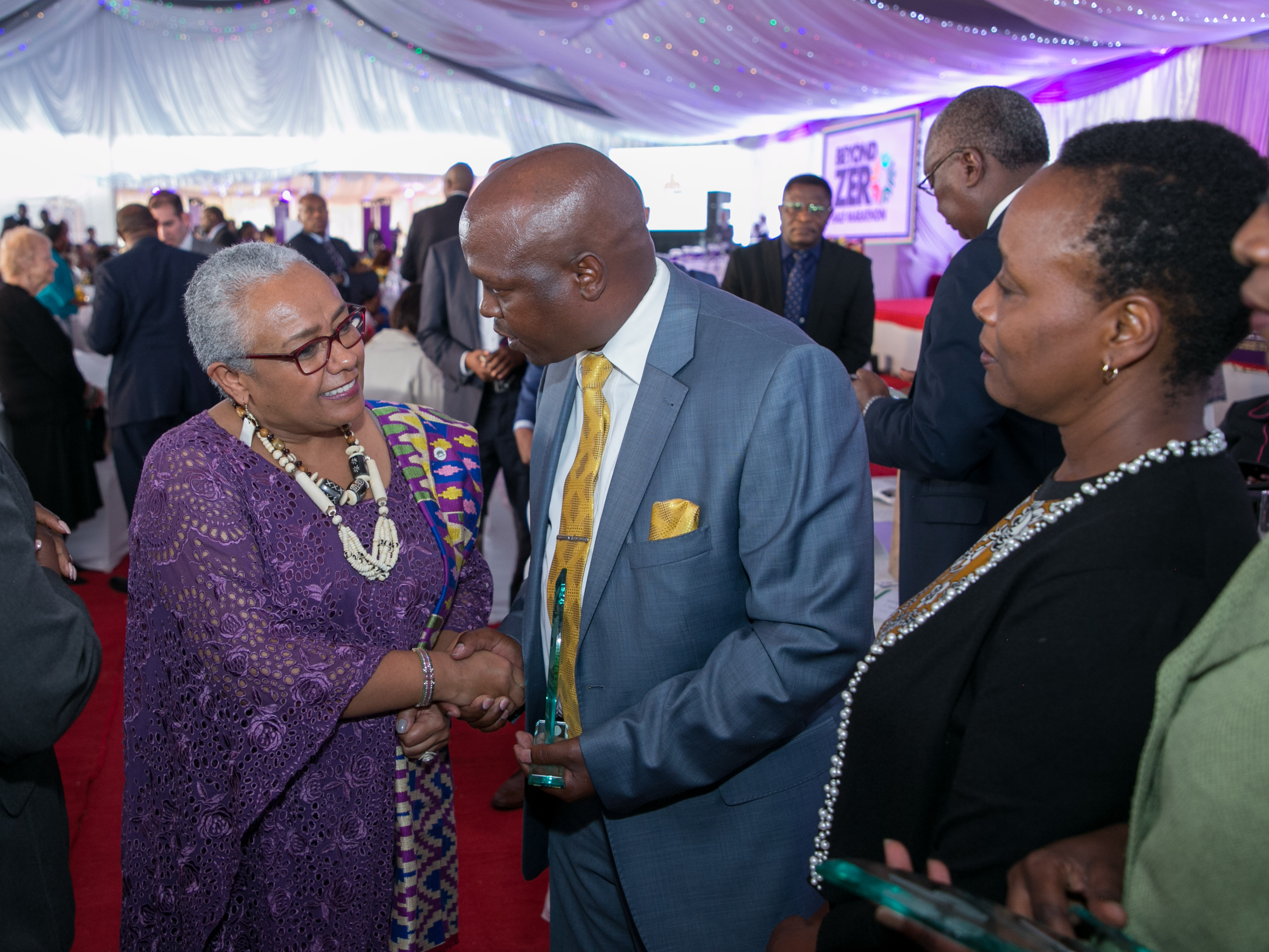 First Lady to sponsor 100 needy students