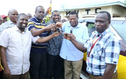 Tana River Campus Receives Vehicle as Local Leaders Pledge Overwhelming Support
